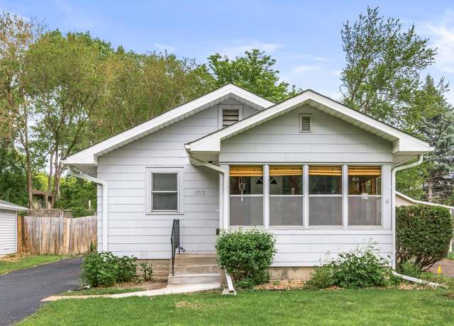 Property at 1712 Carl St, Lauderdale, MN 55113, 4 beds, 2 baths