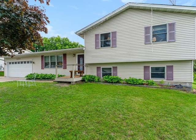 Property at 2217 Friendship Ln, Burnsville, MN 55337, 3 beds, 2 baths