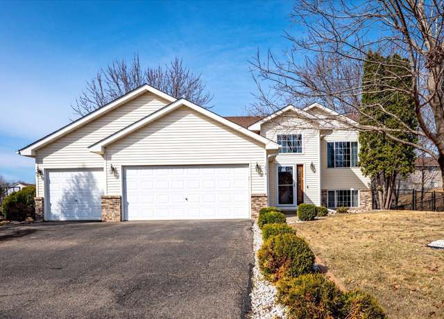 Property at 1874 Niagara St, Waconia, MN 55387, 4 beds, 2 baths