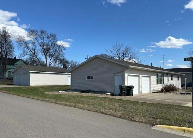 Property at 701 3rd St, Barrett, MN 56311, 3 beds, 2 baths