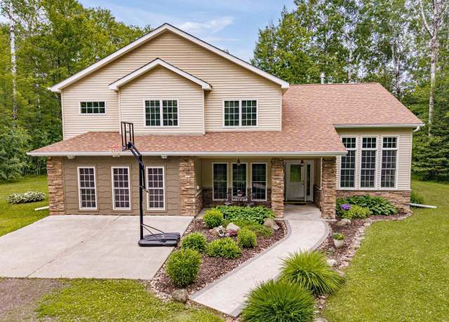 Property at 4722 Whitetail Dr, Superior, WI 54880, 4 beds, 6 baths