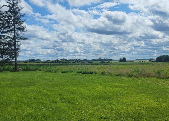 Property at 5330 500th St, Kenyon Twp, MN 55946, 3 beds, 3 baths