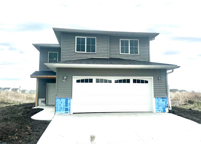 Property at 6273 86 Ave S, Horace, ND 58047, 3 beds, 3 baths
