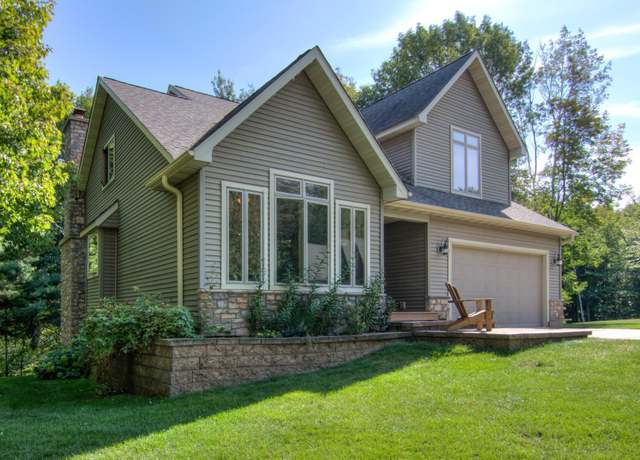 Property at 531 23rd Ave, Crystal Lake Twp, WI 54829, 5 beds, 5 baths