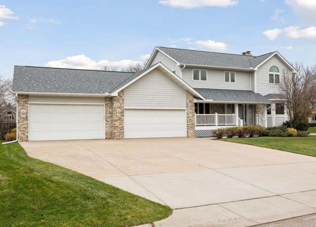 Property at 8347 Zanzibar Ct, Maple Grove, MN 55311, 4 beds, 4 baths