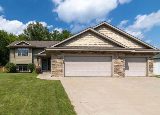 Property at 433 Devin Ln, River Falls, WI 54022, 4 beds, 2 baths