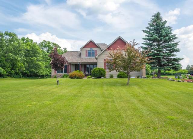 Property at 2193 County Road C, Star Prairie, WI 54017, 3 beds, 3 baths