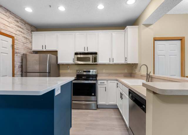Property at 14640 Sumter Ave, Savage, MN 55378, 2 beds, 2 baths