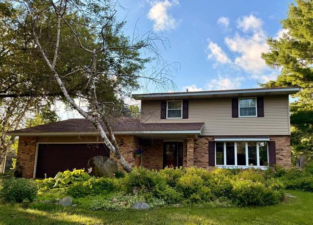 Property at 641 Parkview Dr, New Richmond, WI 54017, 3 beds, 3 baths
