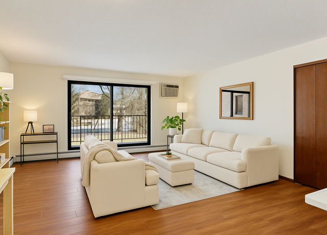 Property at 10451 Greenbrier Rd #118, Minnetonka, MN 55305, 1 bed, 1 bath
