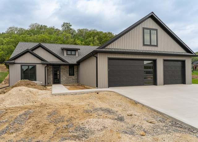 Property at 1965 Hadley Hills Dr NE, Rochester, MN 55906, 3 beds, 2 baths