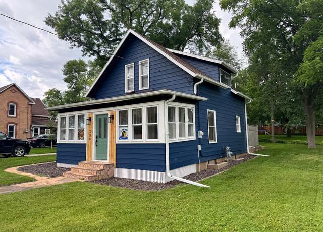 Property at 304 W Bowman St, Battle Lake, MN 56515, 2 beds, 2 baths