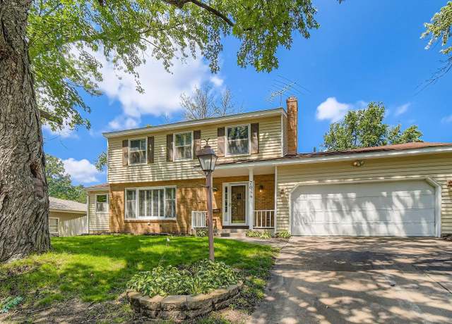 Property at 7064 Windgate Rd, Woodbury, MN 55125, 4 beds, 3 baths