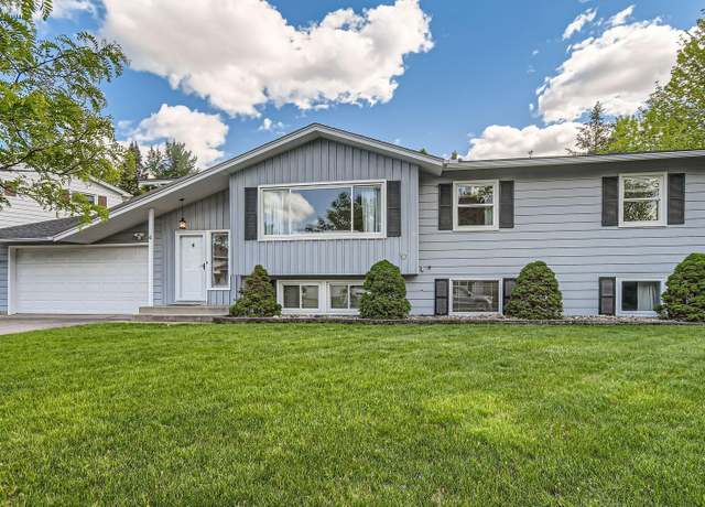 Property at 4 Battle Creek Ct, Saint Paul, MN 55119, 4 beds, 2 baths