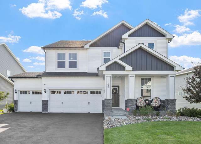 Property at 1109 Siesta Dr, Woodbury, MN 55129, 5 beds, 4 baths