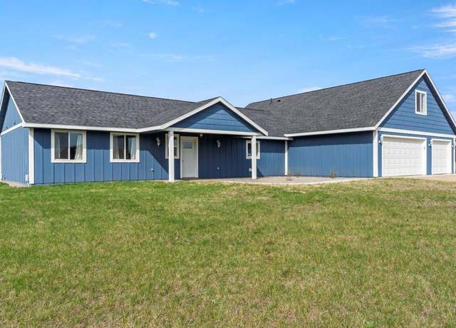 Property at 17157 Yellow Brick Rd, Brainerd, MN 56401, 4 beds, 3 baths