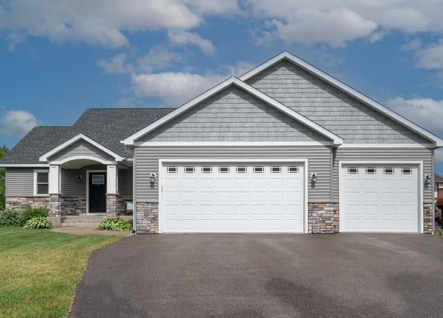 Property at 1517 Squirrel Way, New Richmond, WI 54017, 5 beds, 3 baths