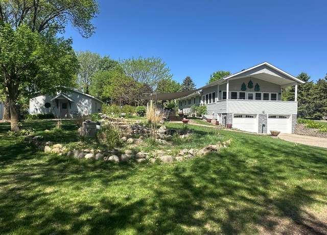 Property at 4220 23rd St NW, Willmar, MN 56201, 3 beds, 3 baths
