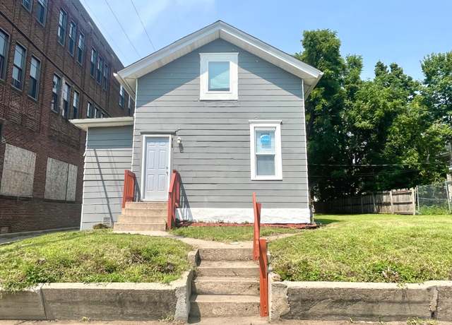 Property at 812 21st Ave N, Minneapolis, MN 55411, 4 beds, 2 baths