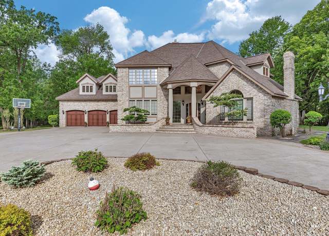 Property at 22905 Grovewood Ln, Rockville, MN 56320, 3 beds, 5 baths