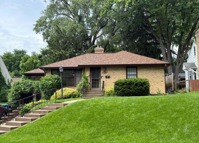 Property at 2709 Ewing Ave N, Robbinsdale, MN 55422, 2 beds, 2 baths