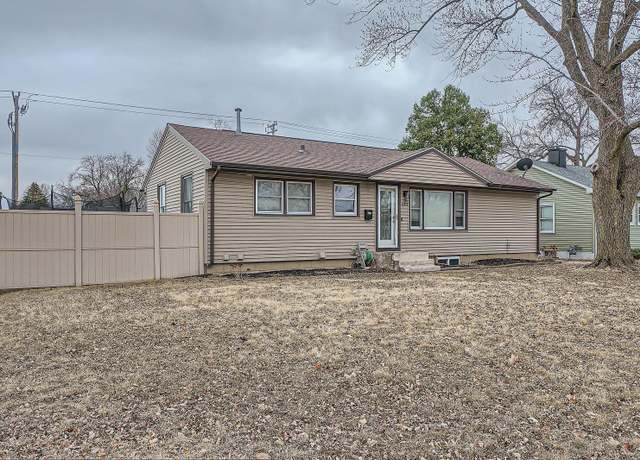 Property at 640 4th Ave NE, Osseo, MN 55369, 4 beds, 2 baths