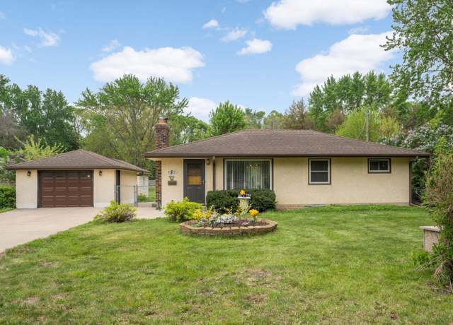 Property at 4325 W 109th St, Bloomington, MN 55437, 3 beds, 2 baths