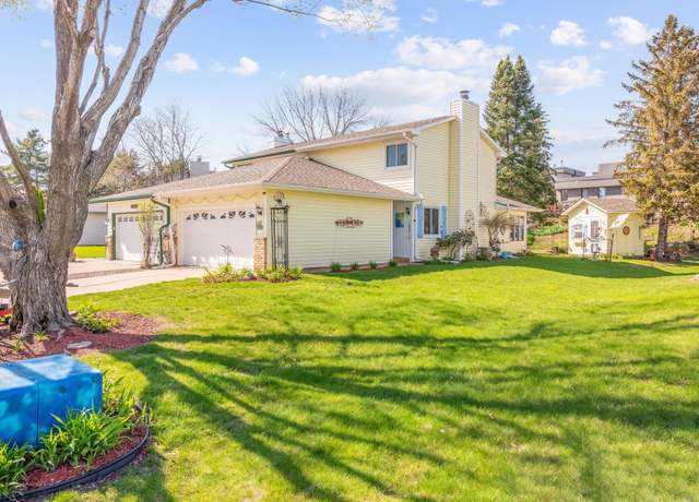 Property at 16614 Terrey Pine Dr, Eden Prairie, MN 55347, 2 beds, 2 baths