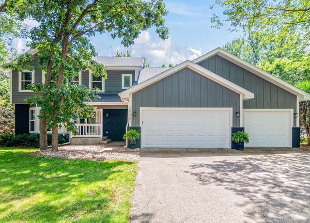 Property at 2020 127th Ave NW, Coon Rapids, MN 55448, 4 beds, 4 baths