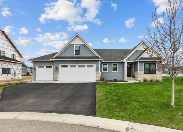 Property at 4018 Savanna Ct, Chaska, MN 55318, 4 beds, 3 baths