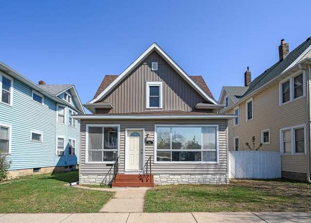 Property at 751 Edmund Ave, Saint Paul, MN 55104, 3 beds, 2 baths