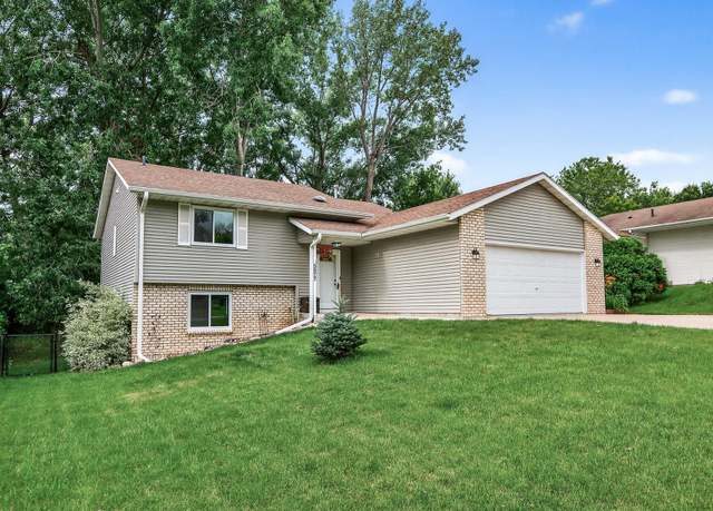 Property at 5677 W 134th St, Savage, MN 55378, 4 beds, 2 baths