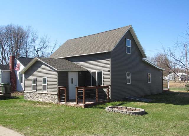 Property at 202 Front St W, Fulda, MN 56131, 2 beds, 1 bath
