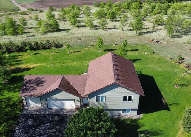 Property at 717 8th Ave SW, Rice, MN 56367, 4 beds, 2 baths