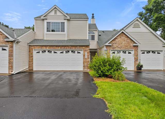 Property at 5695 Donegal Ct, Shoreview, MN 55126, 2 beds, 2 baths