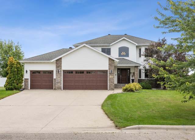 Property at 1509 Dorchester Ct, West Fargo, ND 58078, 5 beds, 4 baths
