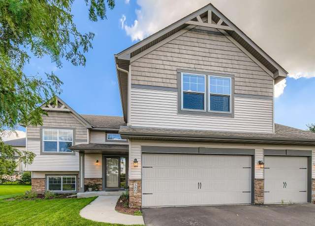 Property at 580 Hackney Ave, Shakopee, MN 55379, 5 beds, 3 baths