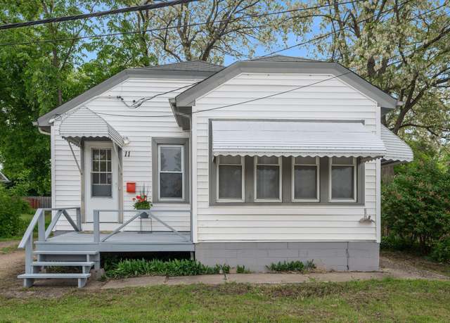 Property at 11 Blake Rd S, Hopkins, MN 55343, 2 beds, 1 bath