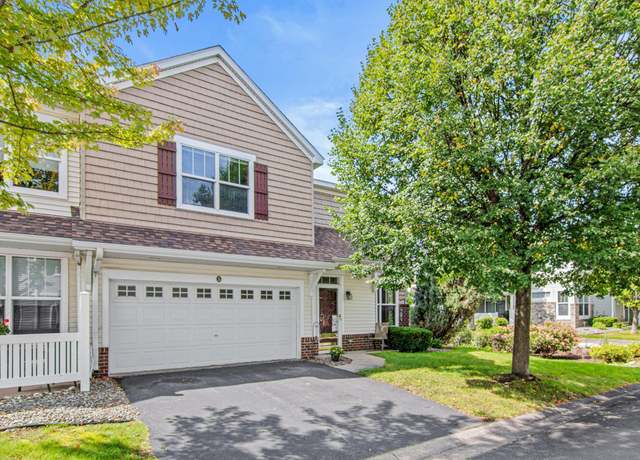 Property at 1621 Woodlynn Ave #5, Maplewood, MN 55109, 3 beds, 3 baths