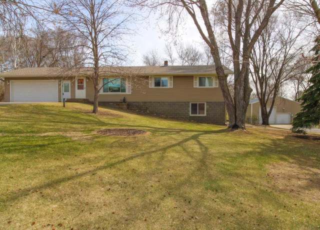 Property at 2520 Cooper Ave S, Saint Cloud, MN 56301, 3 beds, 2 baths