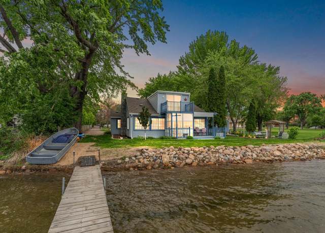 Property at 315 N Shore Dr, Forest Lake, MN 55025, 2 beds, 1 bath