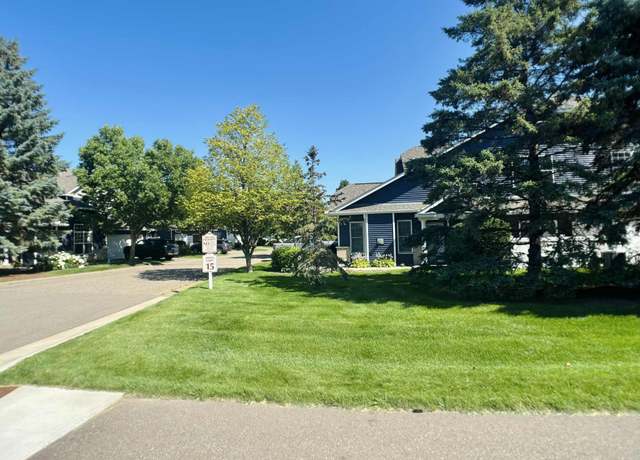 Property at 401 Hickory Ln N, Oakdale, MN 55128, 2 beds, 2 baths