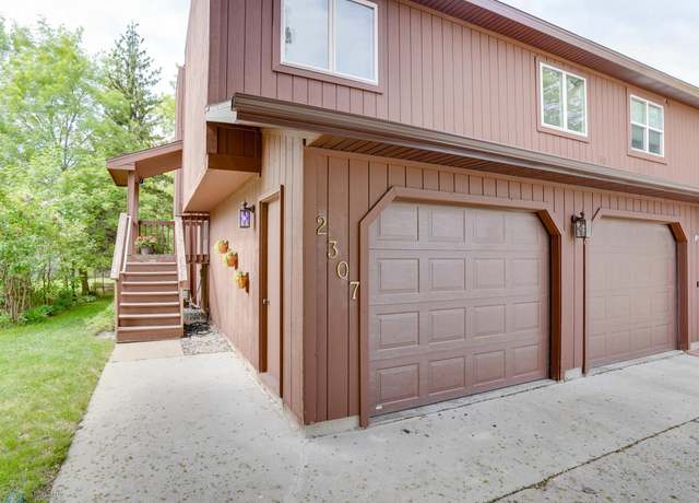Property at 2307 18th St S, Fargo, ND 58103, 3 beds, 2 baths