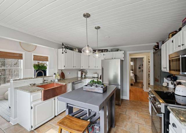 Property at 202 Oak St, Excelsior, MN 55331, 2 beds, 2 baths