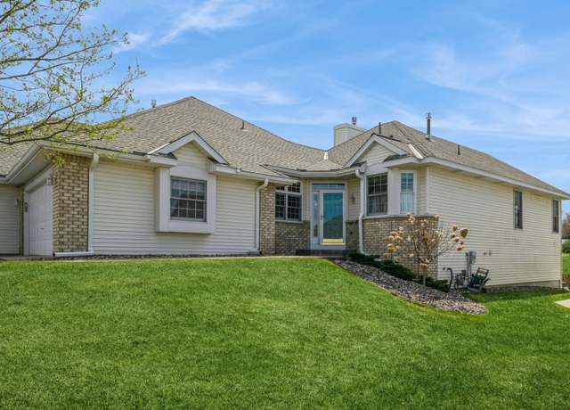 Property at 16445 Crystal Hills Cir, Lakeville, MN 55044, 2 beds, 3 baths