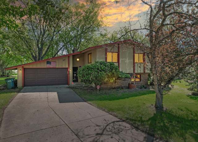 Property at 8220 Brandywine Pkwy, Brooklyn Park, MN 55444, 4 beds, 2 baths