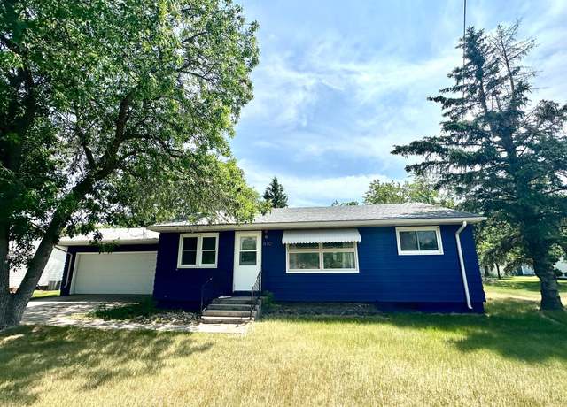 Property at 610 S Main St, Badger, MN 56714, 3 beds, 1 bath