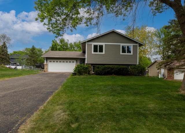 Property at 9440 Dartford Rd, Woodbury, MN 55125, 4 beds, 2 baths