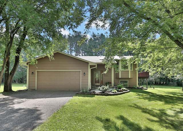 Property at 22615 Durant St NE, East Bethel, MN 55011, 3 beds, 2 baths
