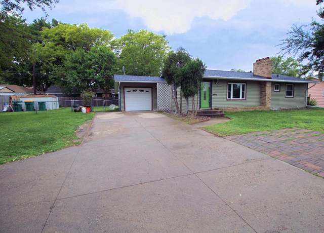 Property at 8530 Penn Ave S, Bloomington, MN 55431, 4 beds, 2 baths